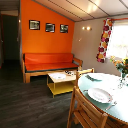 Camping La Tentation Renty Exterior photo