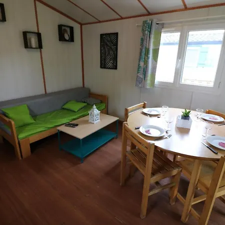 Camping La Tentation Renty Exterior photo