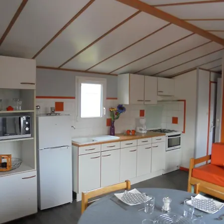Camping La Tentation Renty Exterior photo